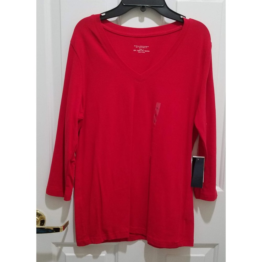 NWT Red 3/4 Sleeve V Neck Knit top Size L